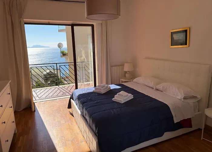 PF Luxury Apartment ORAZIO Posillipo Capri Vesuvio View - My Place